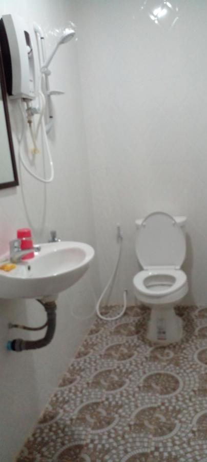 Kro Nhep Guesthouse Kampot Bagian luar foto
